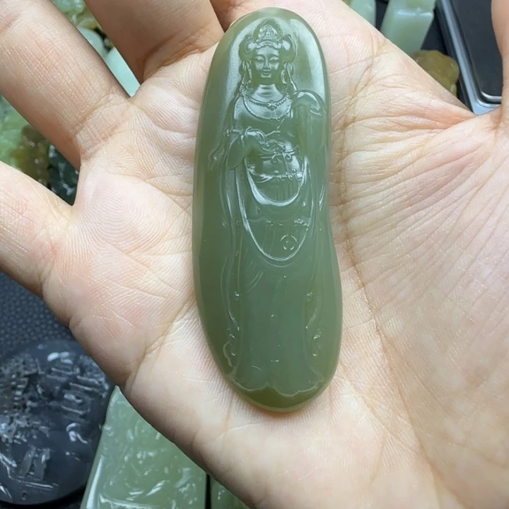 颈饰未镶嵌和田玉