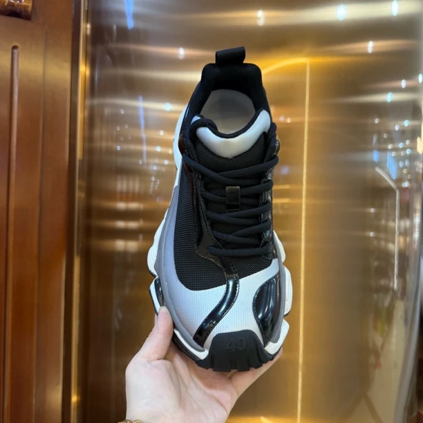 61037舒适休闲鞋男士时尚网面鞋网面老年夏季百搭老爹鞋潮鞋透气