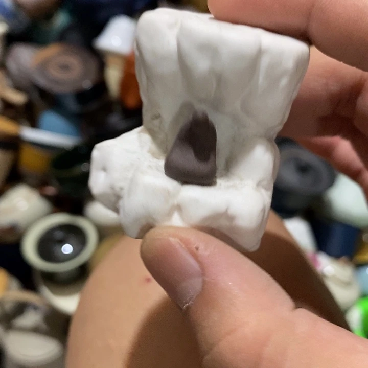 瓷片他人在这里一直