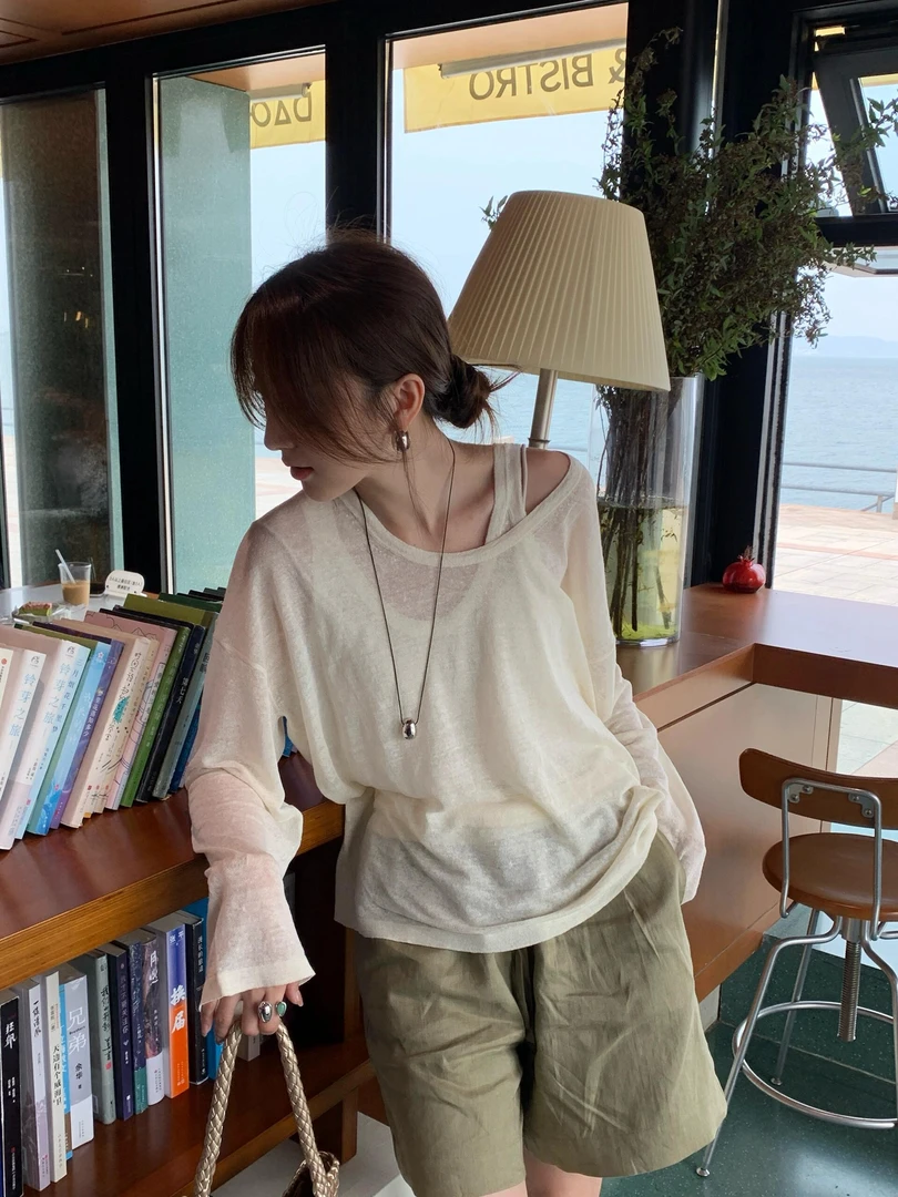 2025夏季新款白色薄款微透宽松慵懒风斜领长袖t恤上衣休闲短裤