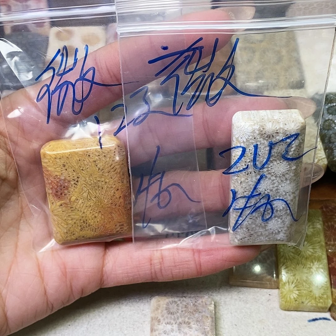 硅化玉颈饰合金?****?吊坠