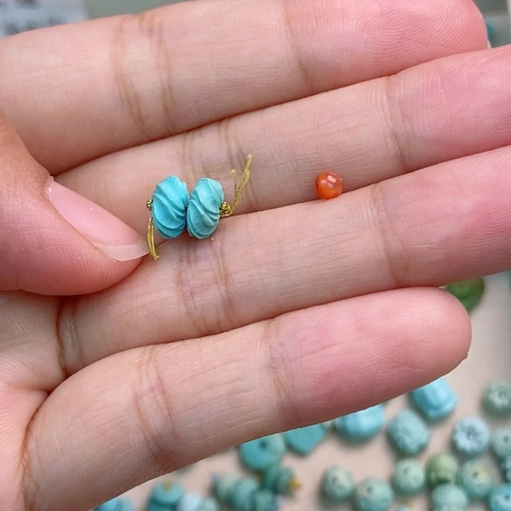 索***罗南红玛瑙未镶嵌珠宝奇石