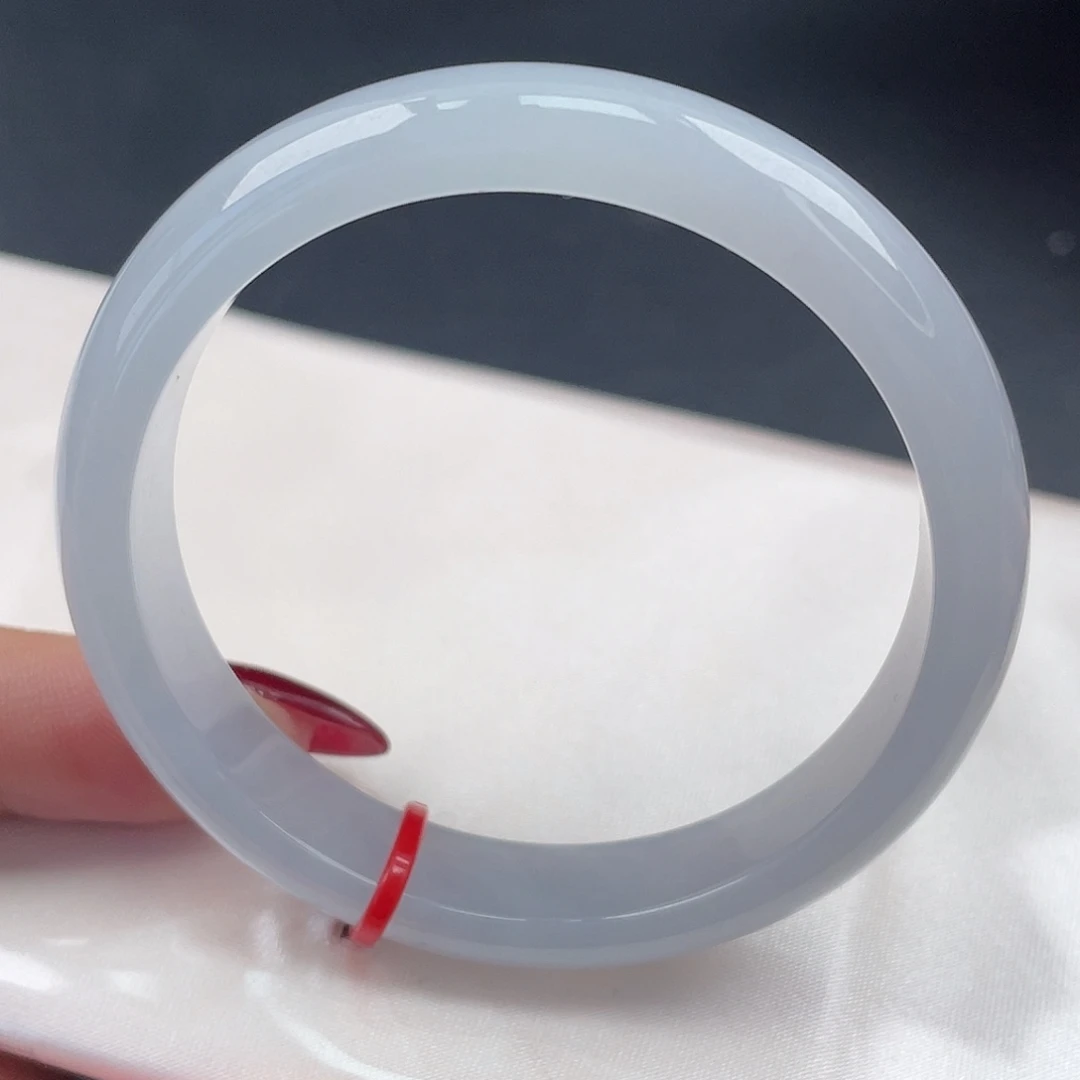 翡翠未镶嵌手镯52圈口