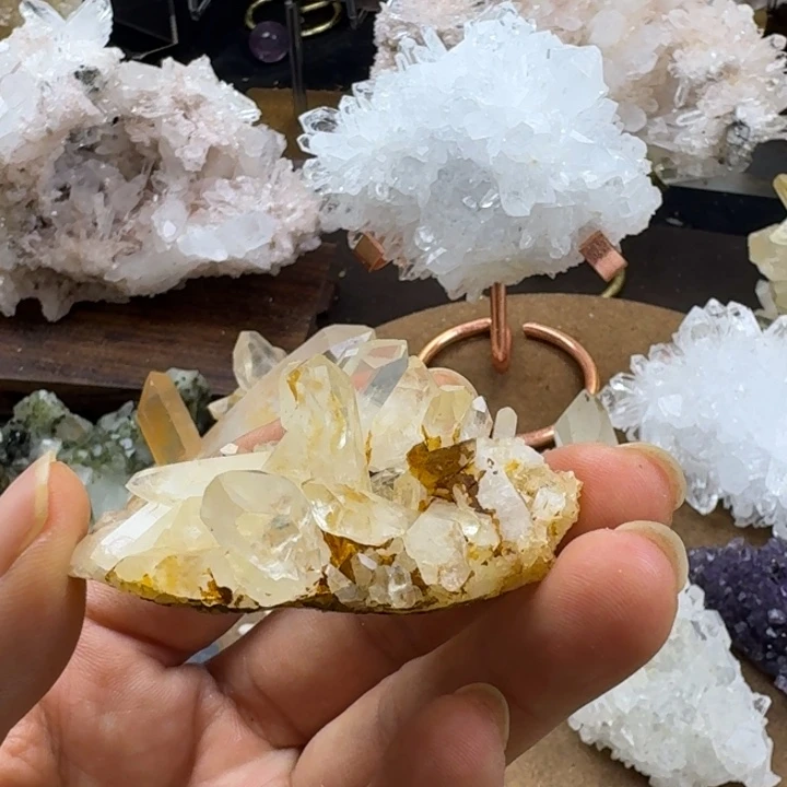 珠宝半成品水晶未镶嵌