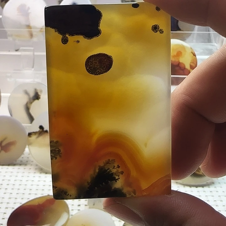 未镶嵌玛瑙/玉髓珠宝奇石