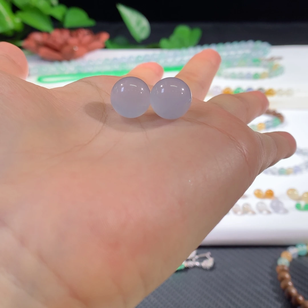 翡翠手串未镶嵌紫珠子