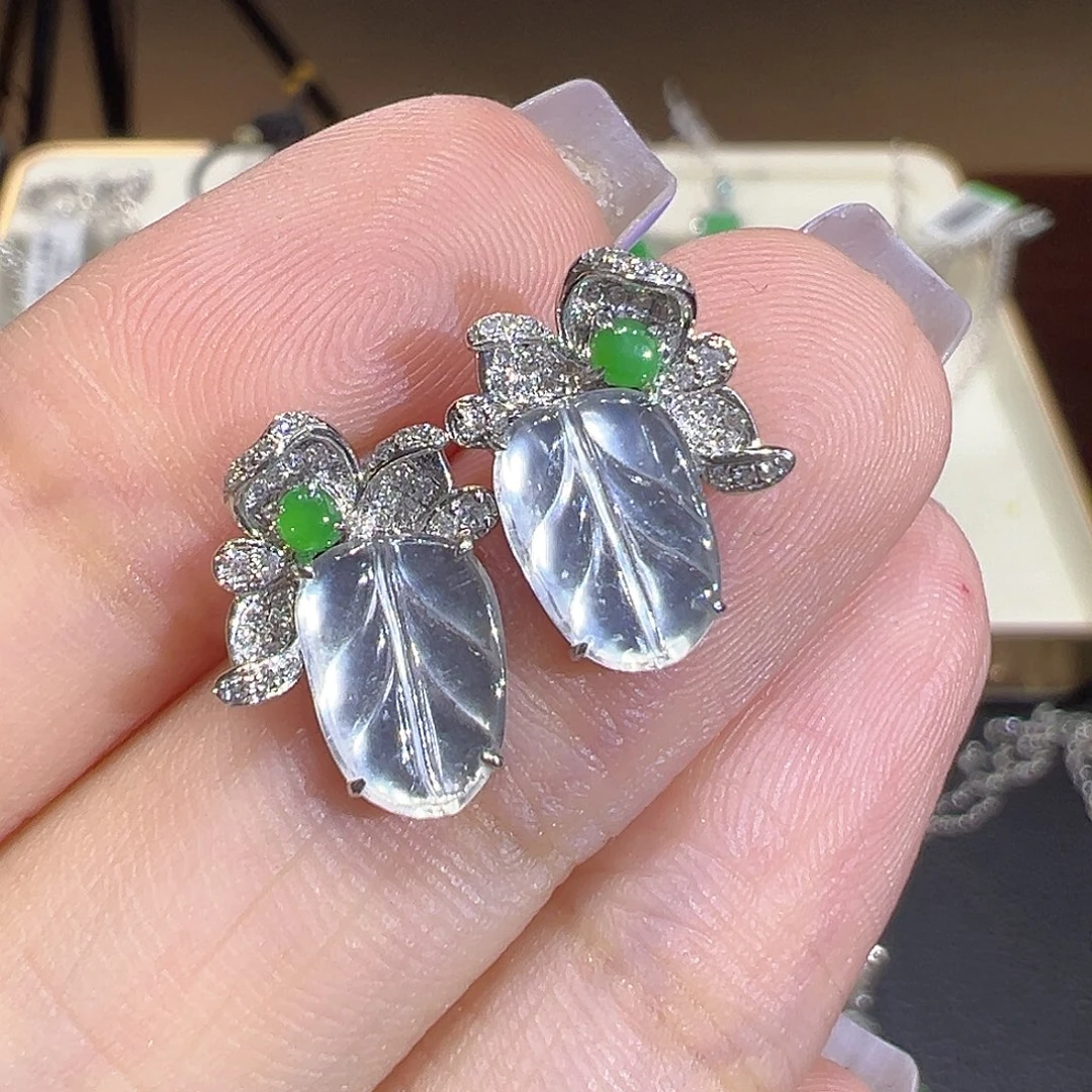 翡翠18K金镶嵌耳钉翡翠