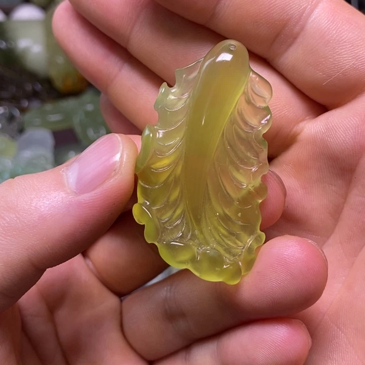 岫玉未镶嵌岫玉颈饰