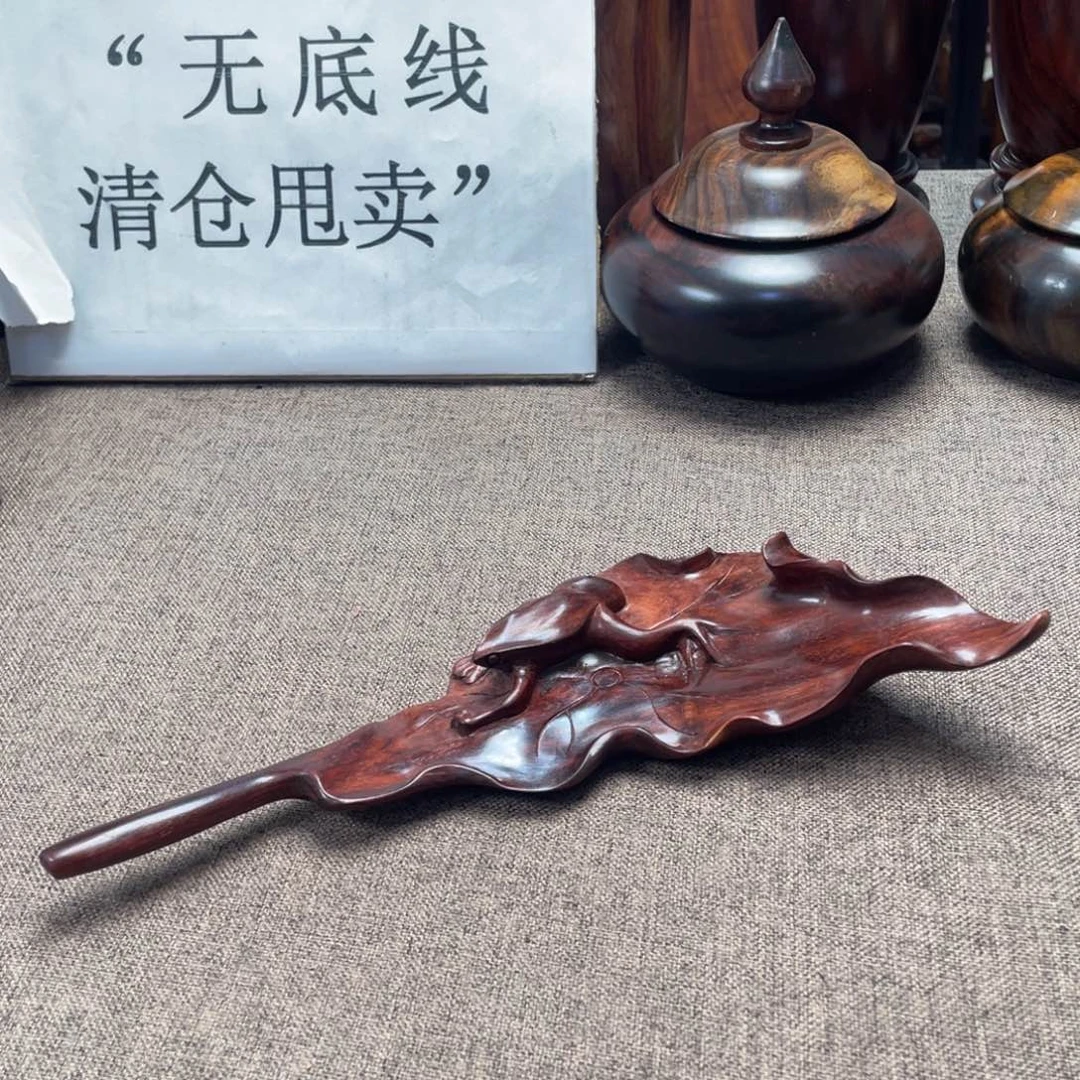 檀香紫檀（小叶紫檀）荷叶