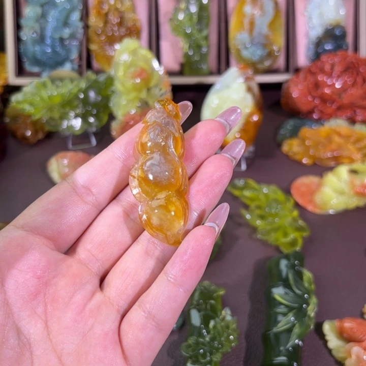 未镶嵌蛇纹石玉颈饰
