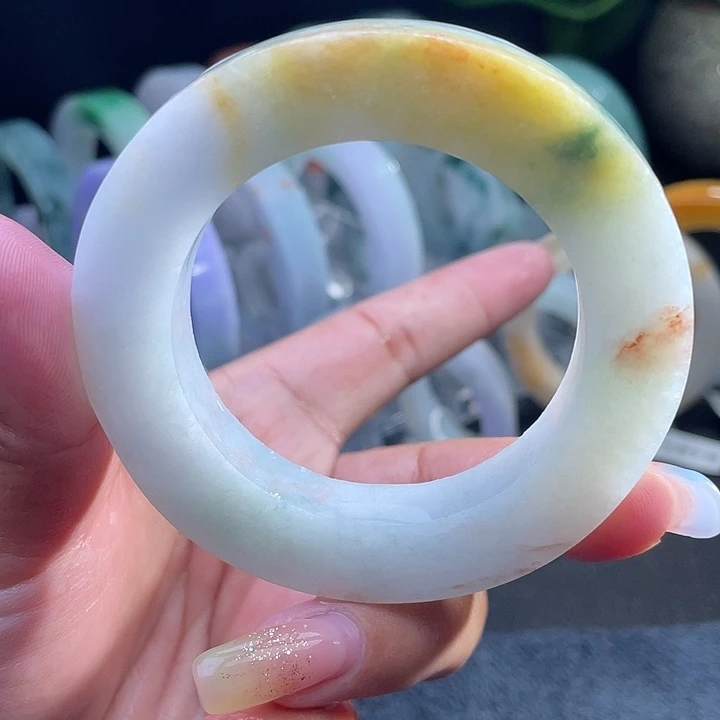 定制翡翠未镶嵌翡翠手镯