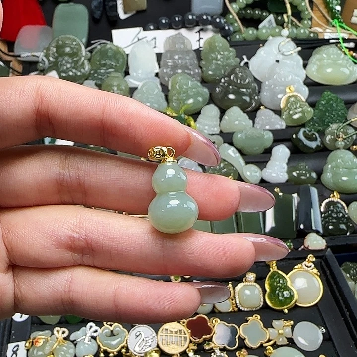 和田玉银S925镶嵌颈饰