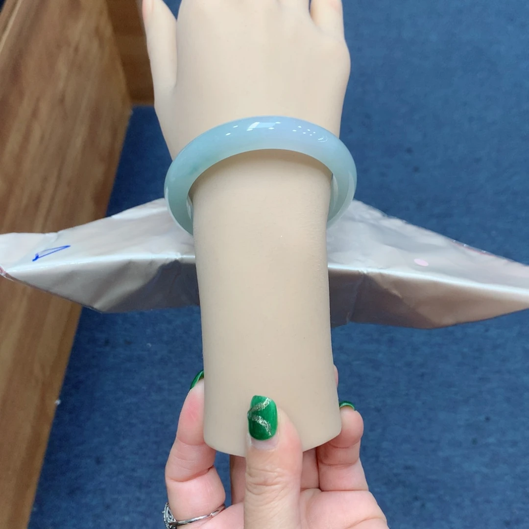 未镶嵌手镯翡翠买断