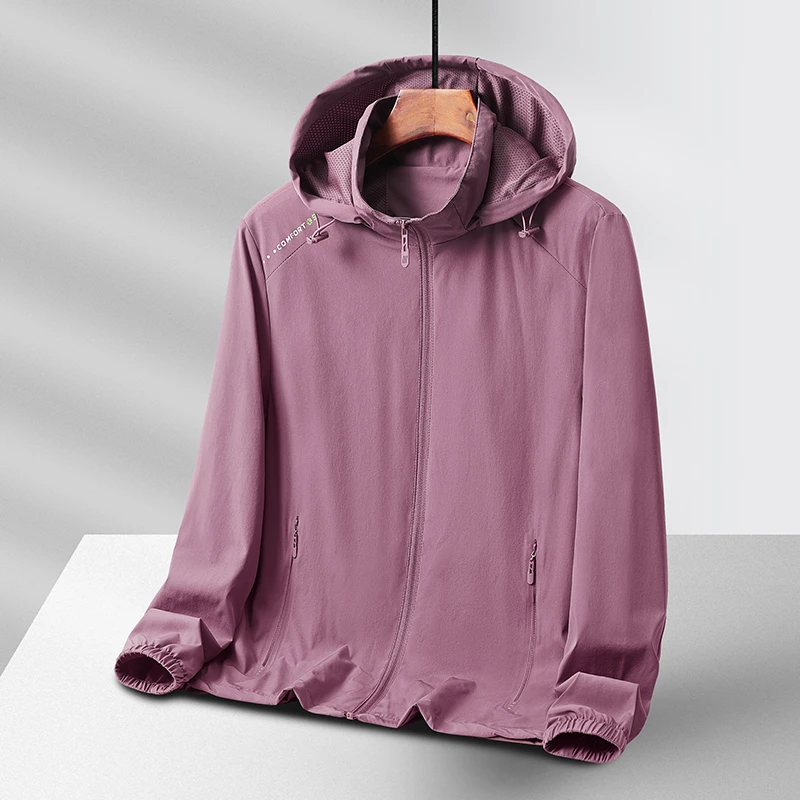 户外弹力透气冲锋衣男女春秋薄款中老年透气女士夹克连帽可脱外套
