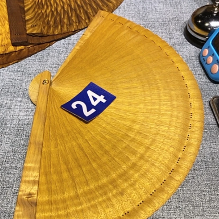 【闪购商品】金丝楠嘉****备金丝楠木扇子