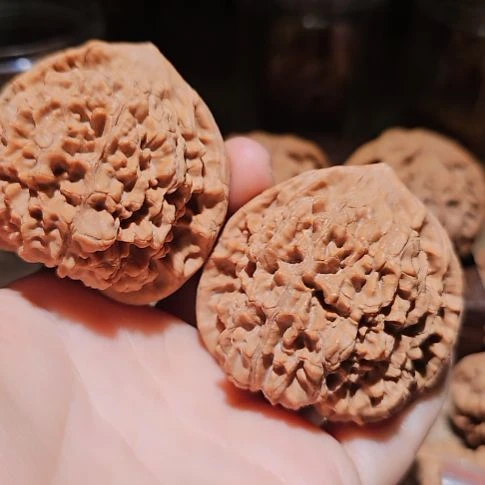 三***泰吊坠文玩核桃49管帽