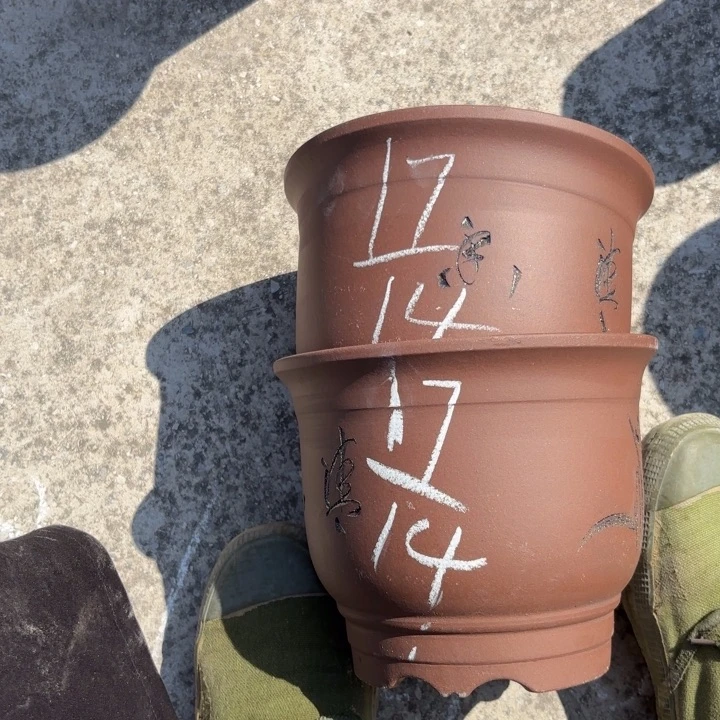紫砂花盆紫砂的颜色