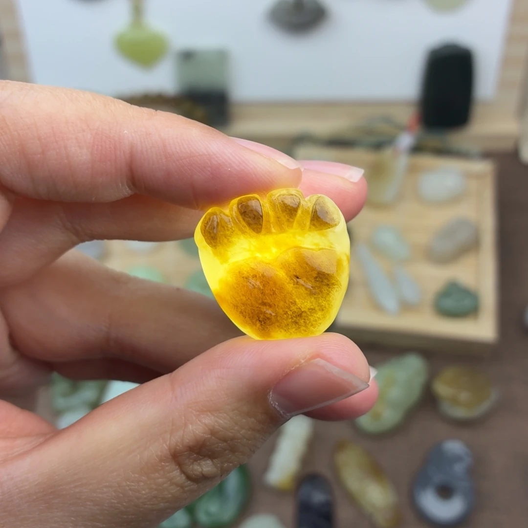 和田玉未镶嵌颈饰微瑕不退不换