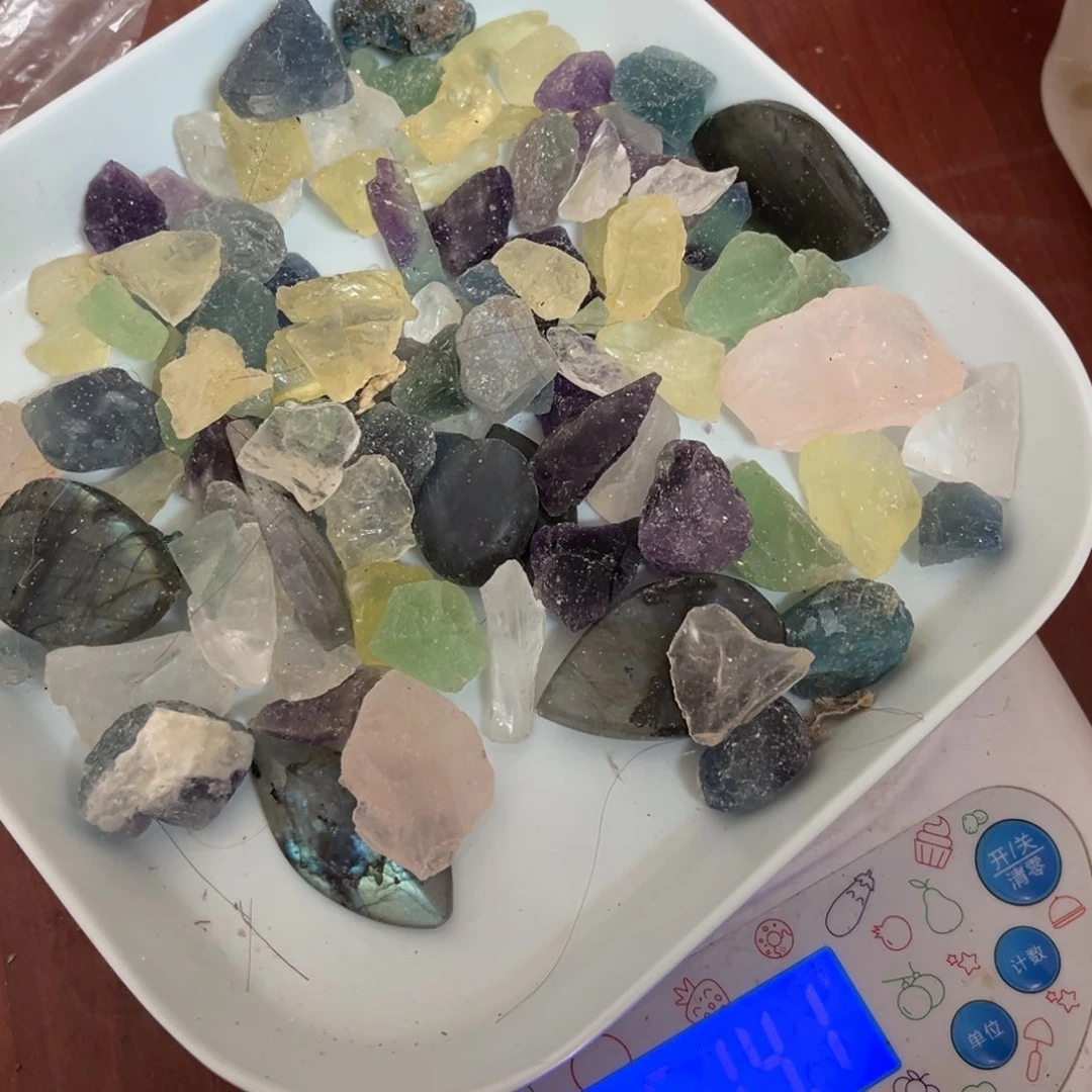 拉长石吊坠未镶嵌神