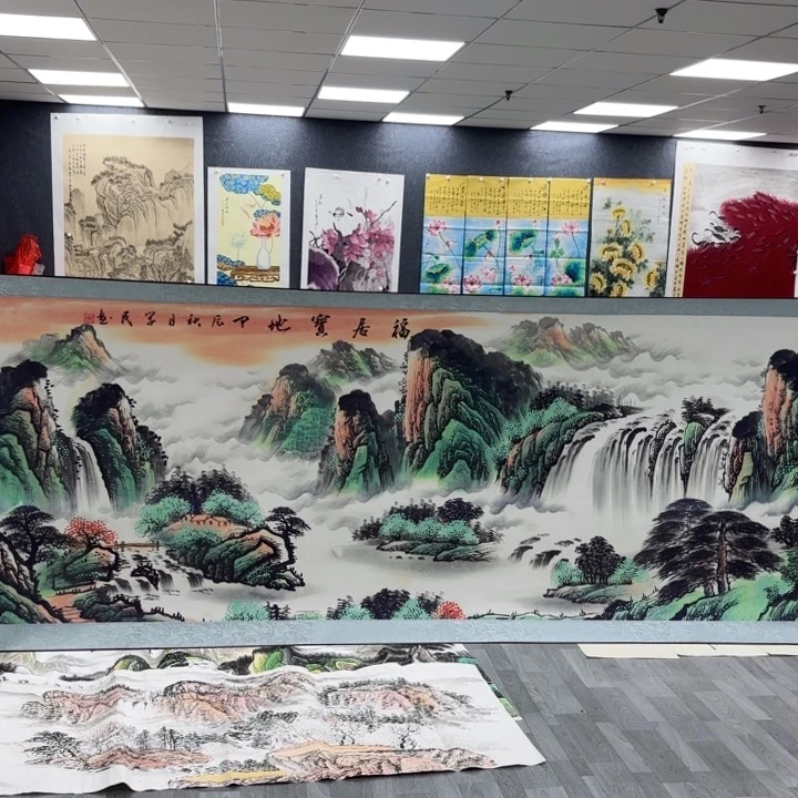 字画等多种形式的艺术作品和