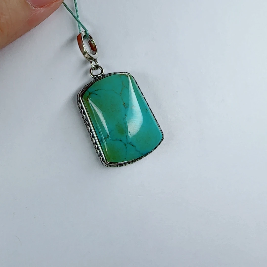 茶***坊绿松石未镶嵌颈饰