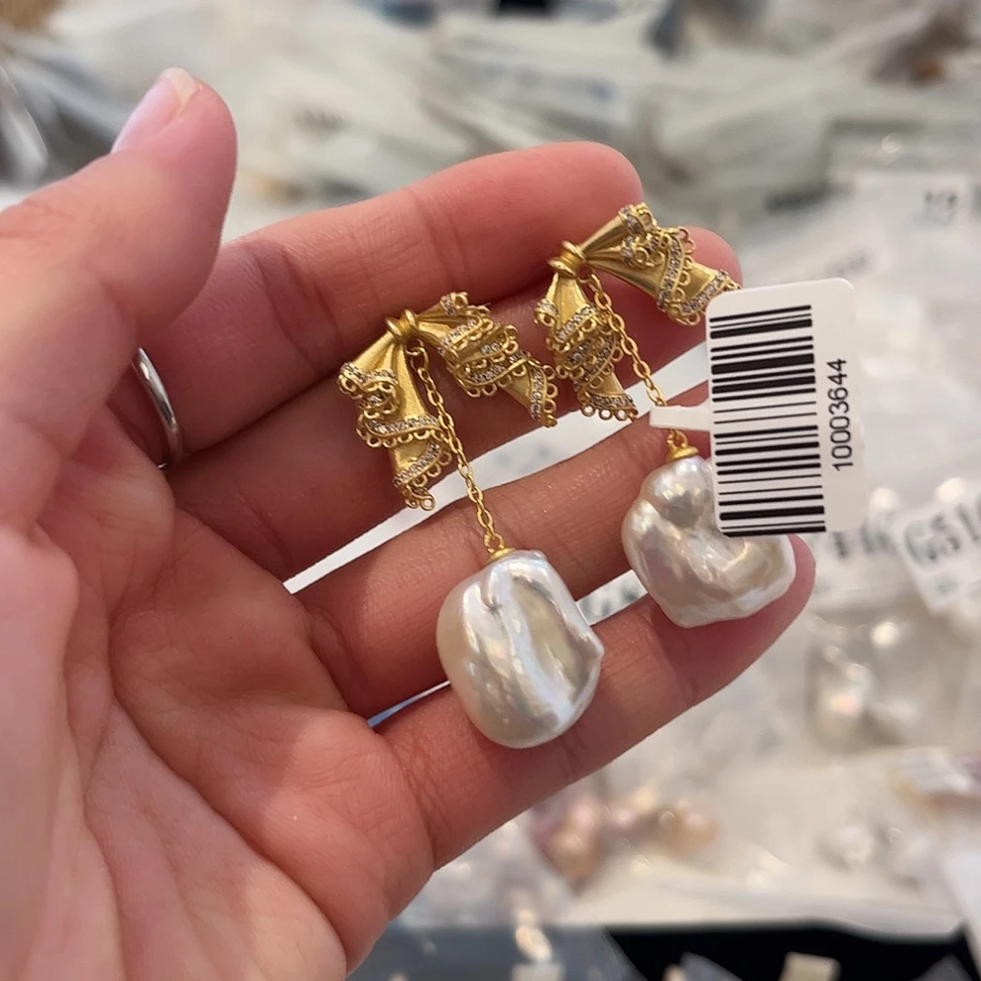 淡水珍珠耳饰合金