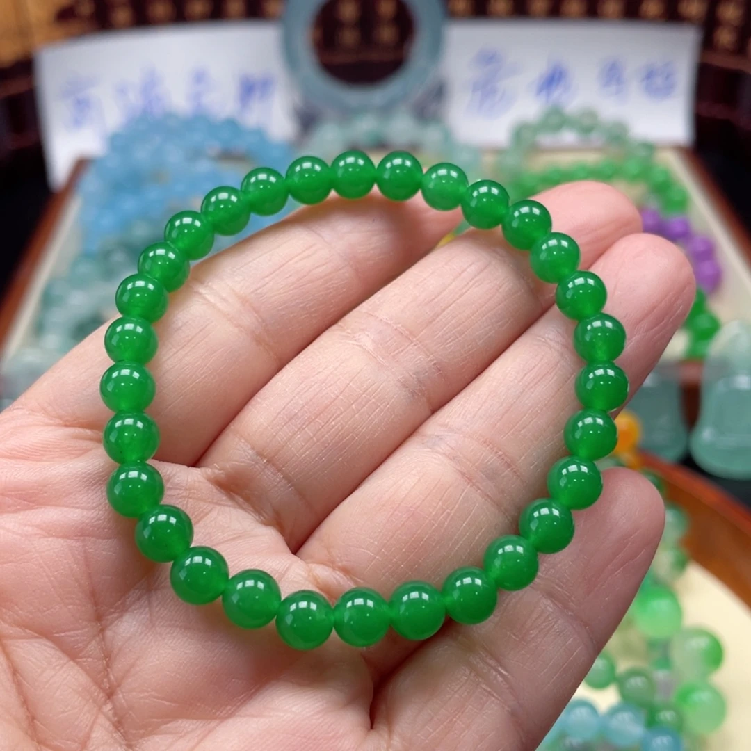 翡翠未镶嵌颈饰卡6