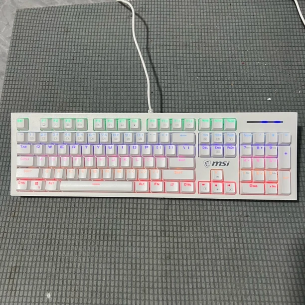 8新 MSI/微星 微星GK50Z有线电竞机械键盘104键