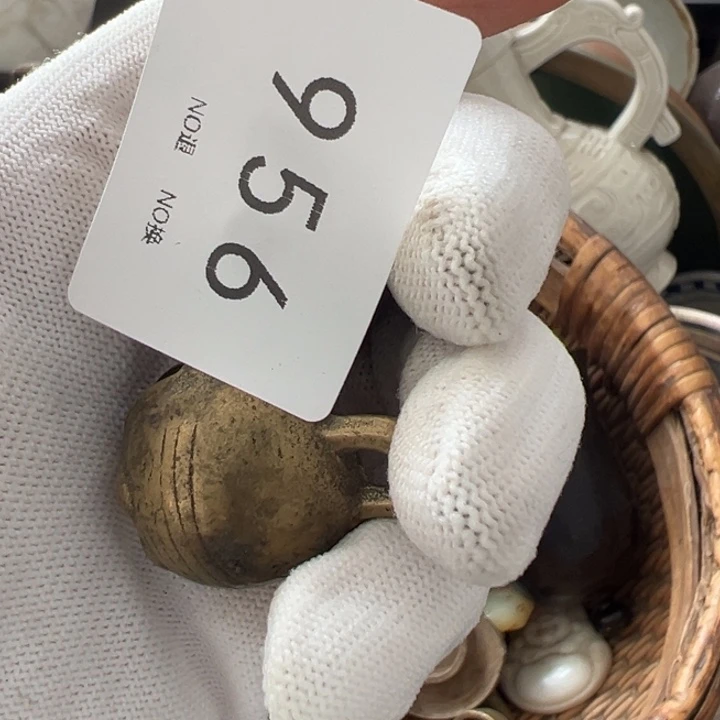 陶瓷大****牛工艺品摆件956