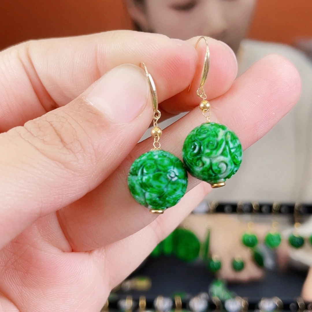 翡翠18K金镶嵌耳饰