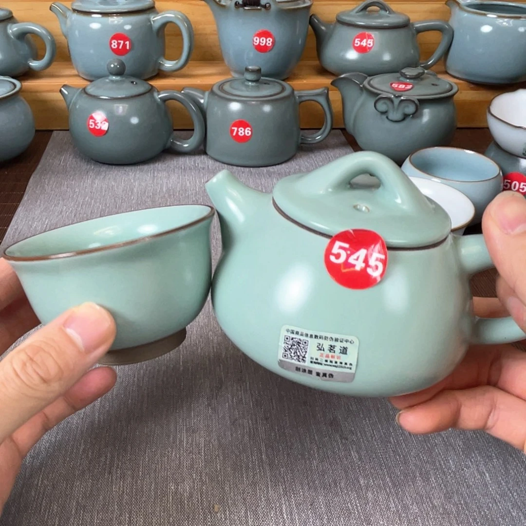 瓷片小微瑕。。。。。。。。。