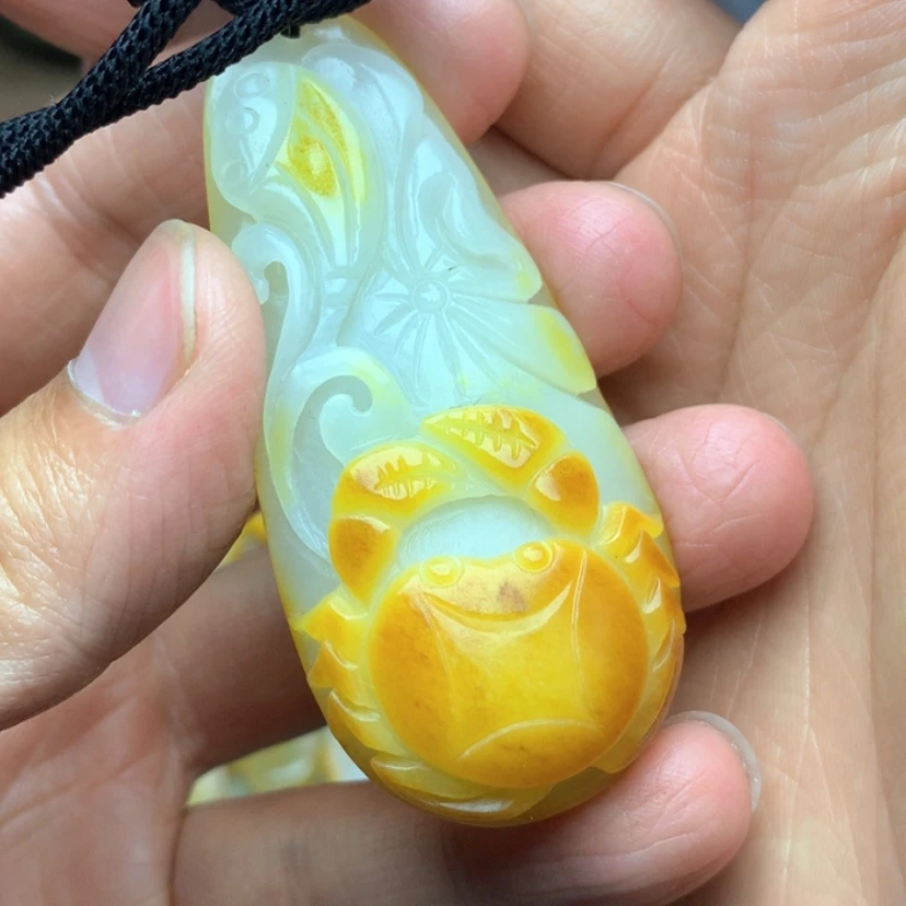【闪购商品】颈饰未镶嵌和田玉