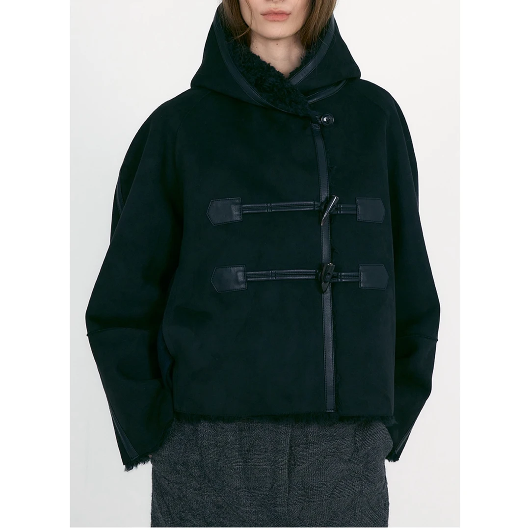 SANSTORE LOW CLASSIC 牛角扣带帽皮毛一体短外套 25秋冬