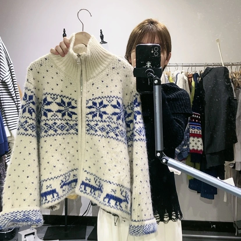 【闪购商品】雪花开衫