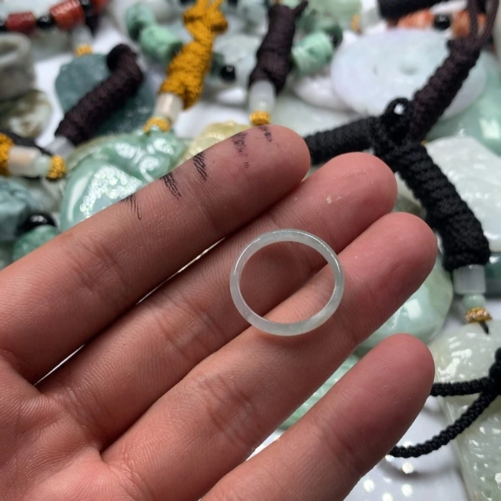 颈饰未镶嵌翡翠保真天然a货翡翠