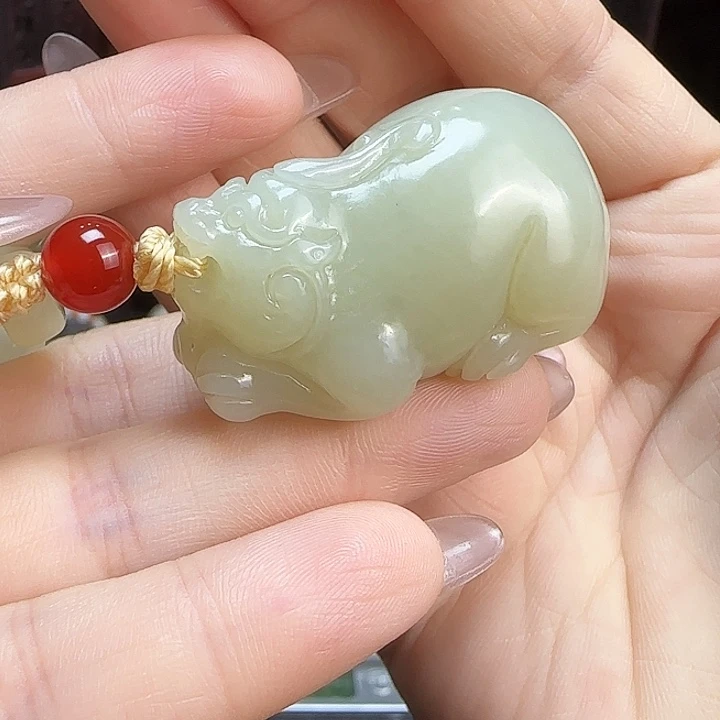 和田玉未镶嵌颈饰定制发货