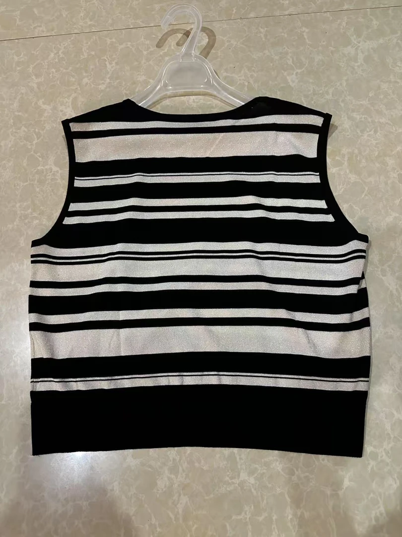 莱赛尔天丝针织衫2025春圆领无袖简约条纹短背心