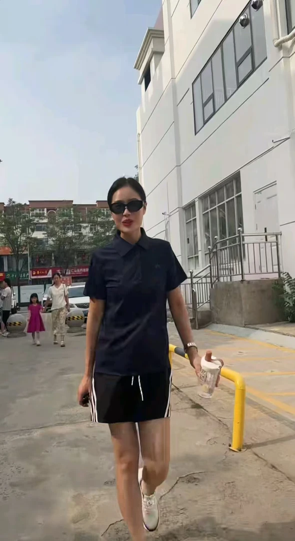 Miss huo 夏季休闲短裤  B  6830