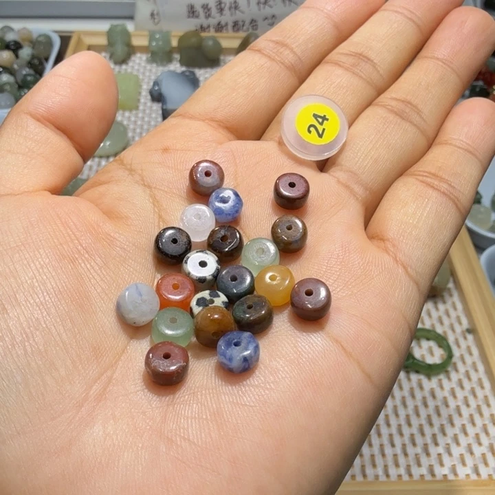 和田玉未镶嵌珠宝半成品