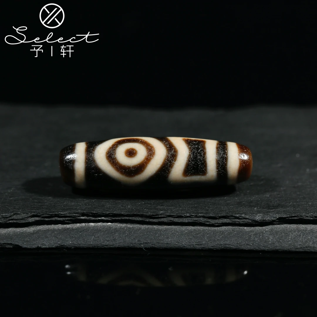 予轩出品；精品一代老台上肯老超顶星辰双天地41.6*12mm天珠吊坠