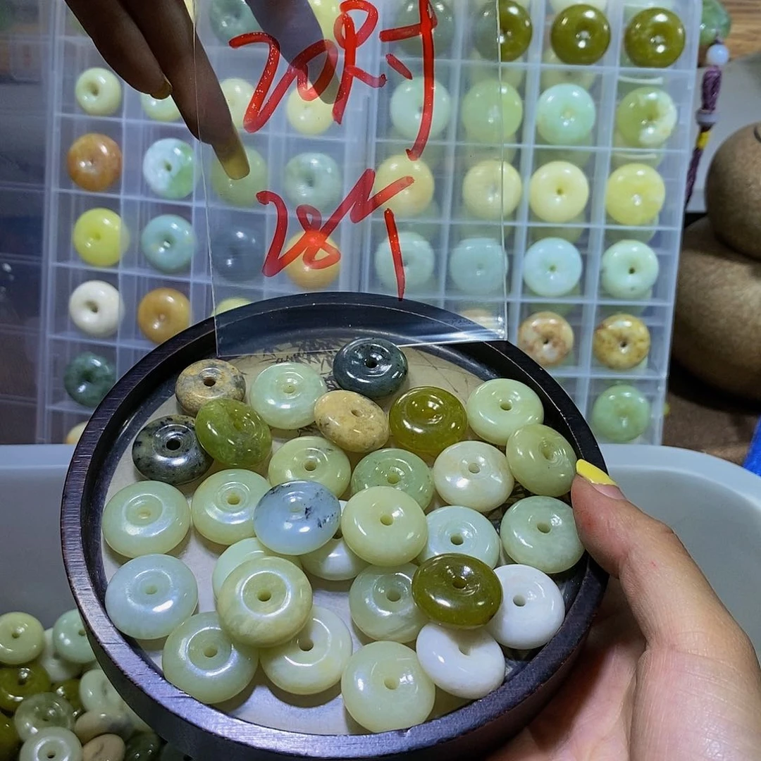 蛇纹石玉未镶嵌其他40