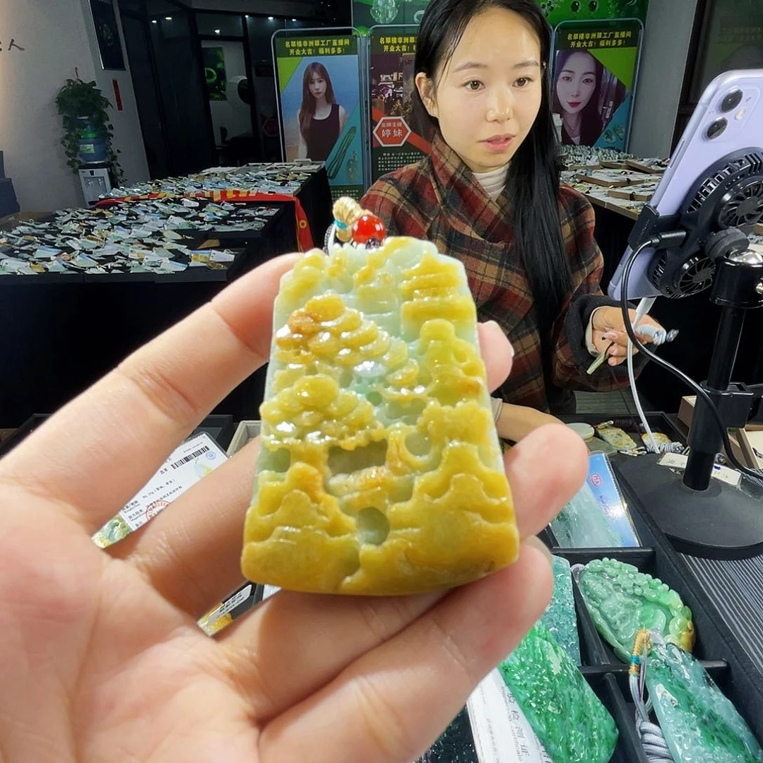 颈饰未镶嵌翡翠孟**?一