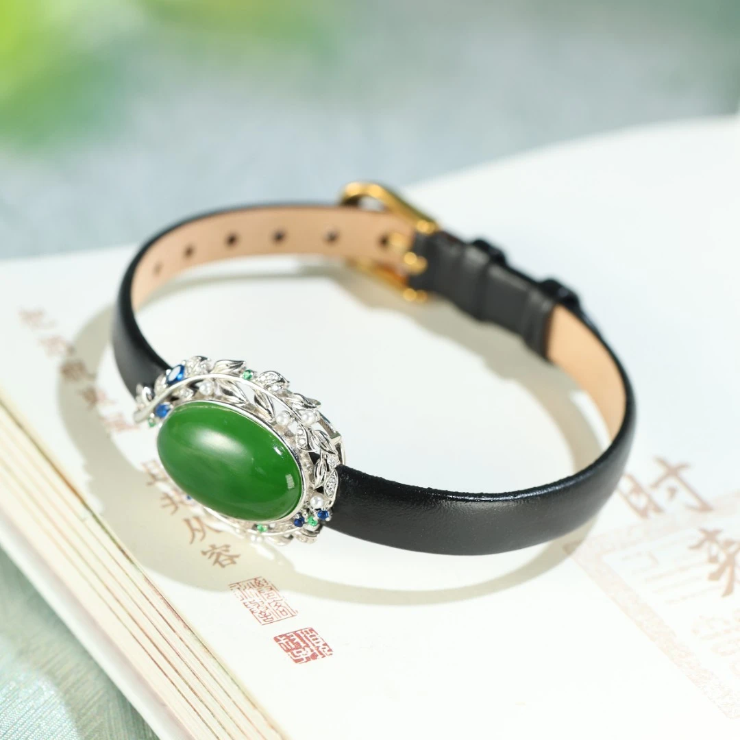 S925银镶碧玉手牌