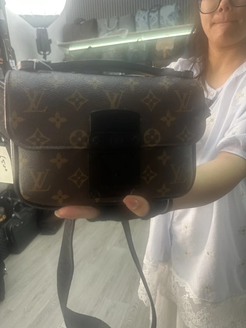 95新 LouisVuitton/路易威登 lv斜挎包老花