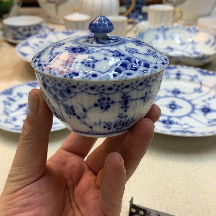 紫砂金瓷阁精品瓷器店