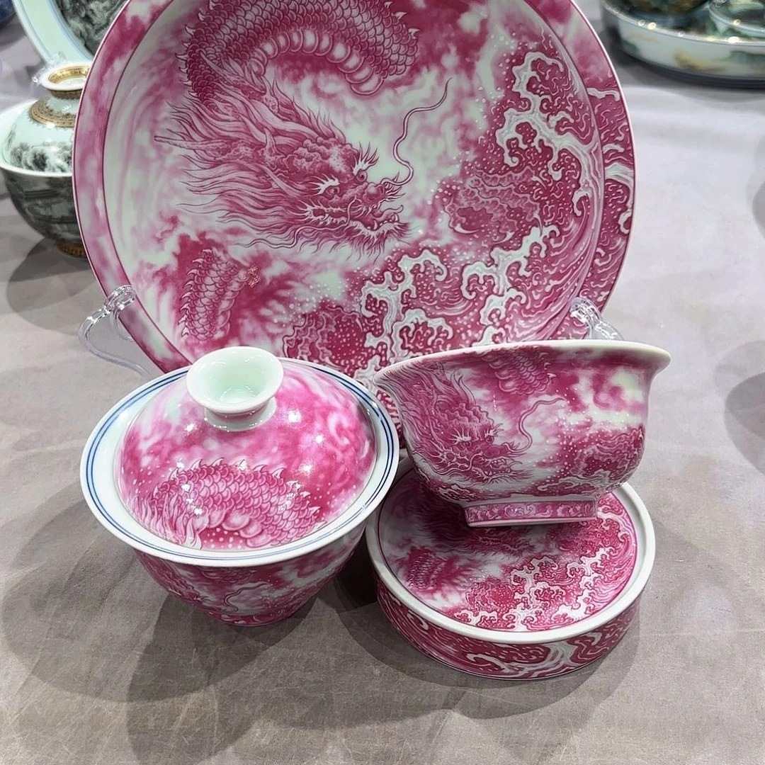 瓷片景德镇瓷器精品陈列