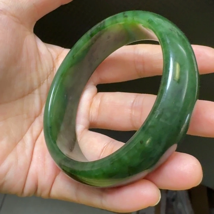 和田玉未镶嵌毛衣链菠菜绿60