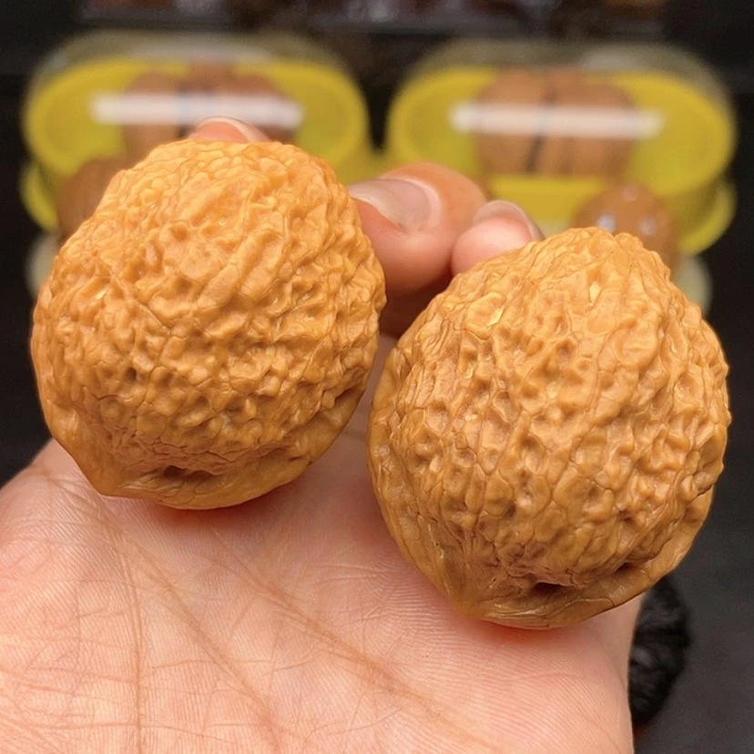 【闪购商品】文玩核桃把件41尺密纹狮子头