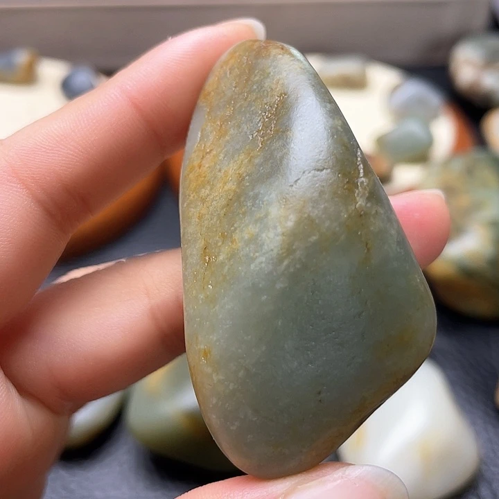 和田玉颈饰未镶嵌29