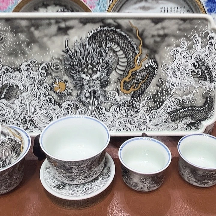 摆件景德镇陶瓷协会秘书科工作履历